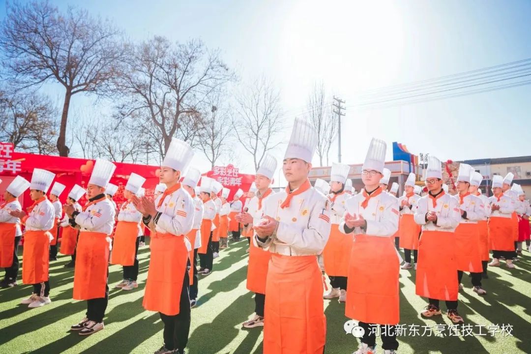 河北新東方《廚王爭(zhēng)霸》賽開賽啦，讓我們一起決戰(zhàn)“舌尖”之巔！！